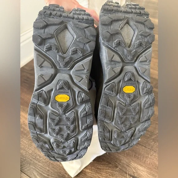 Men’s HOKA KAHA 2 Gore-Tex Boots - Size 12 - Picture 3 of 9